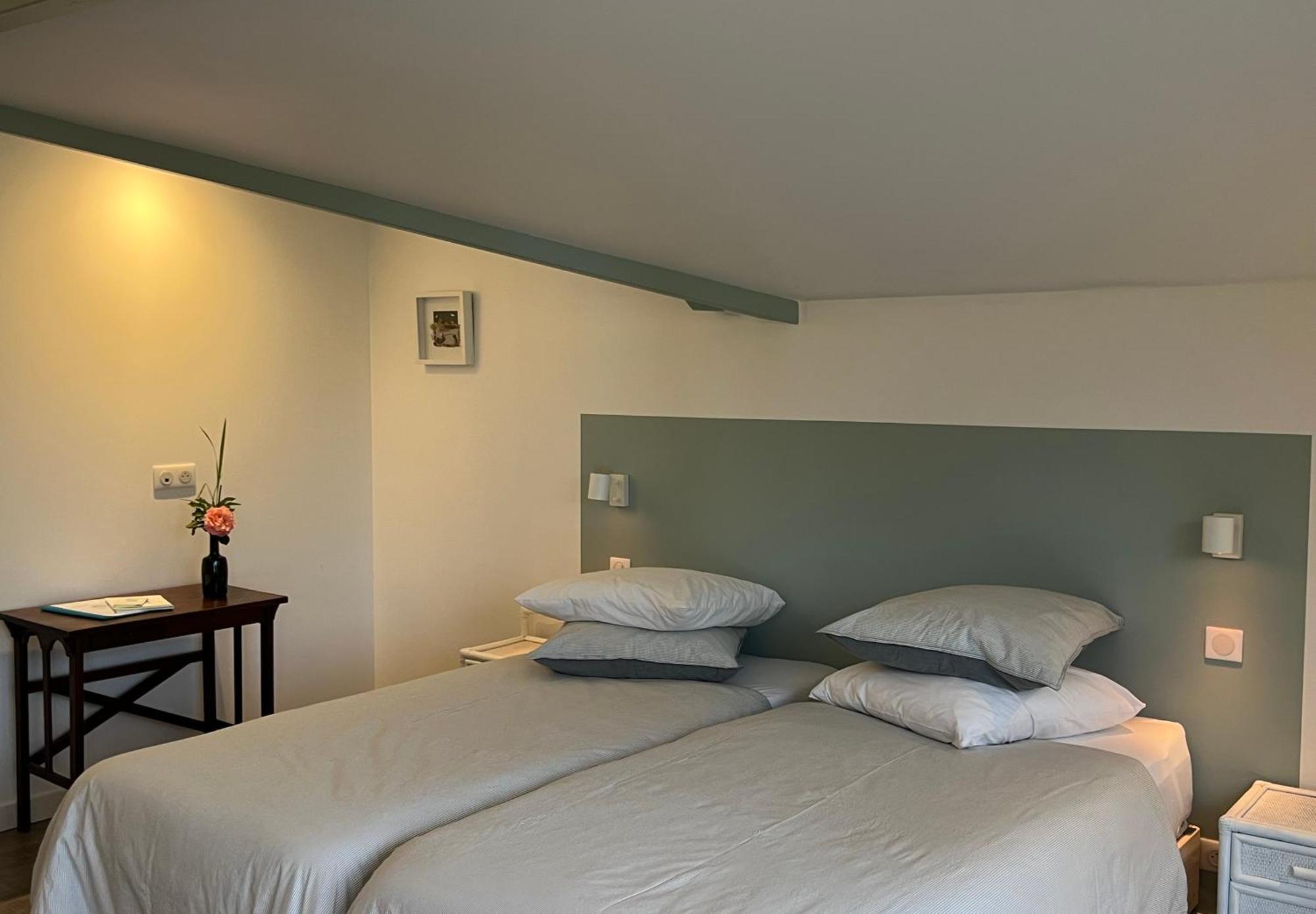Bed and Breakfast Laguillotte Сеньос Экстерьер фото